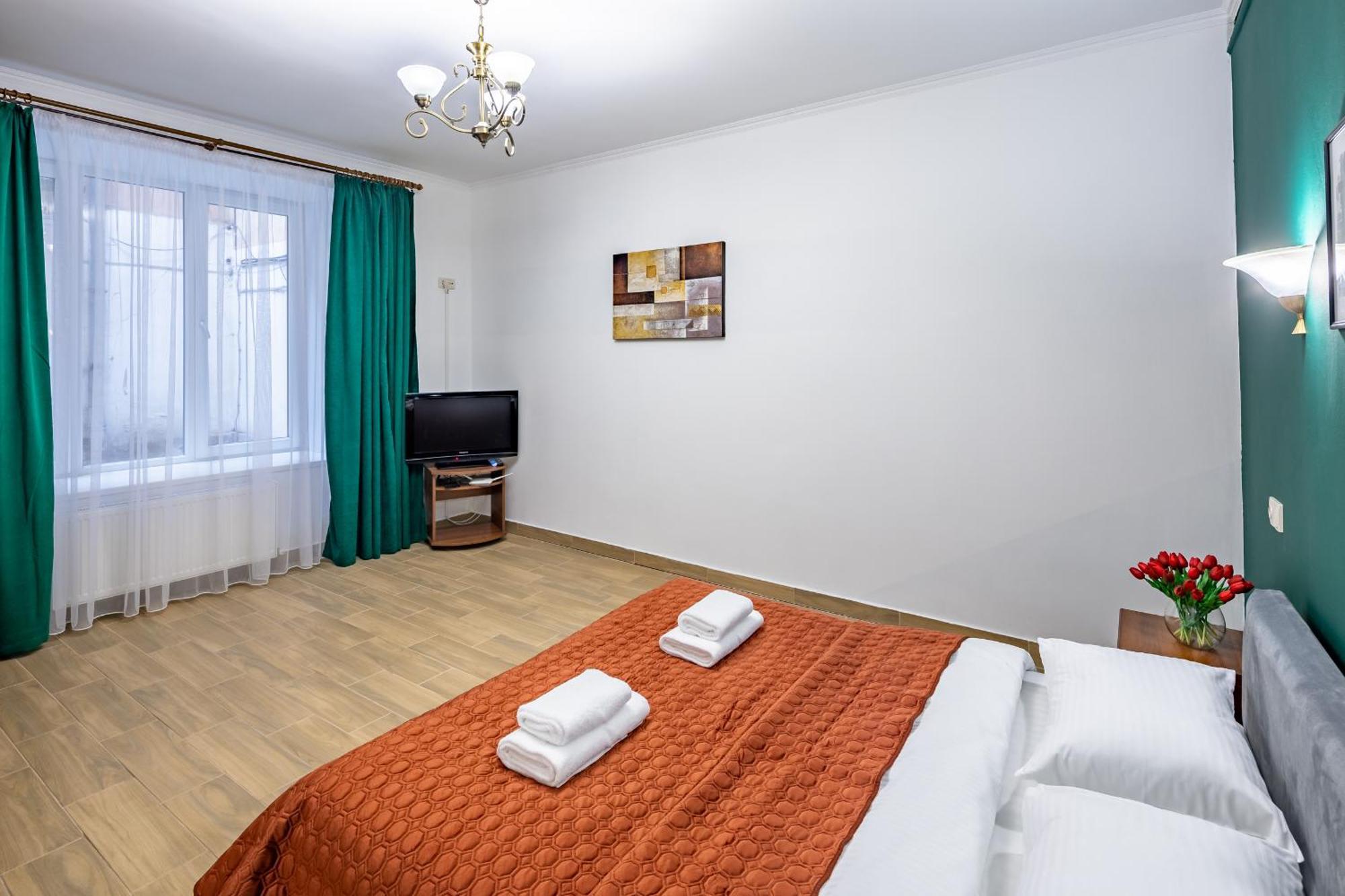 Complex Of Central Apartments إلفيف المظهر الخارجي الصورة