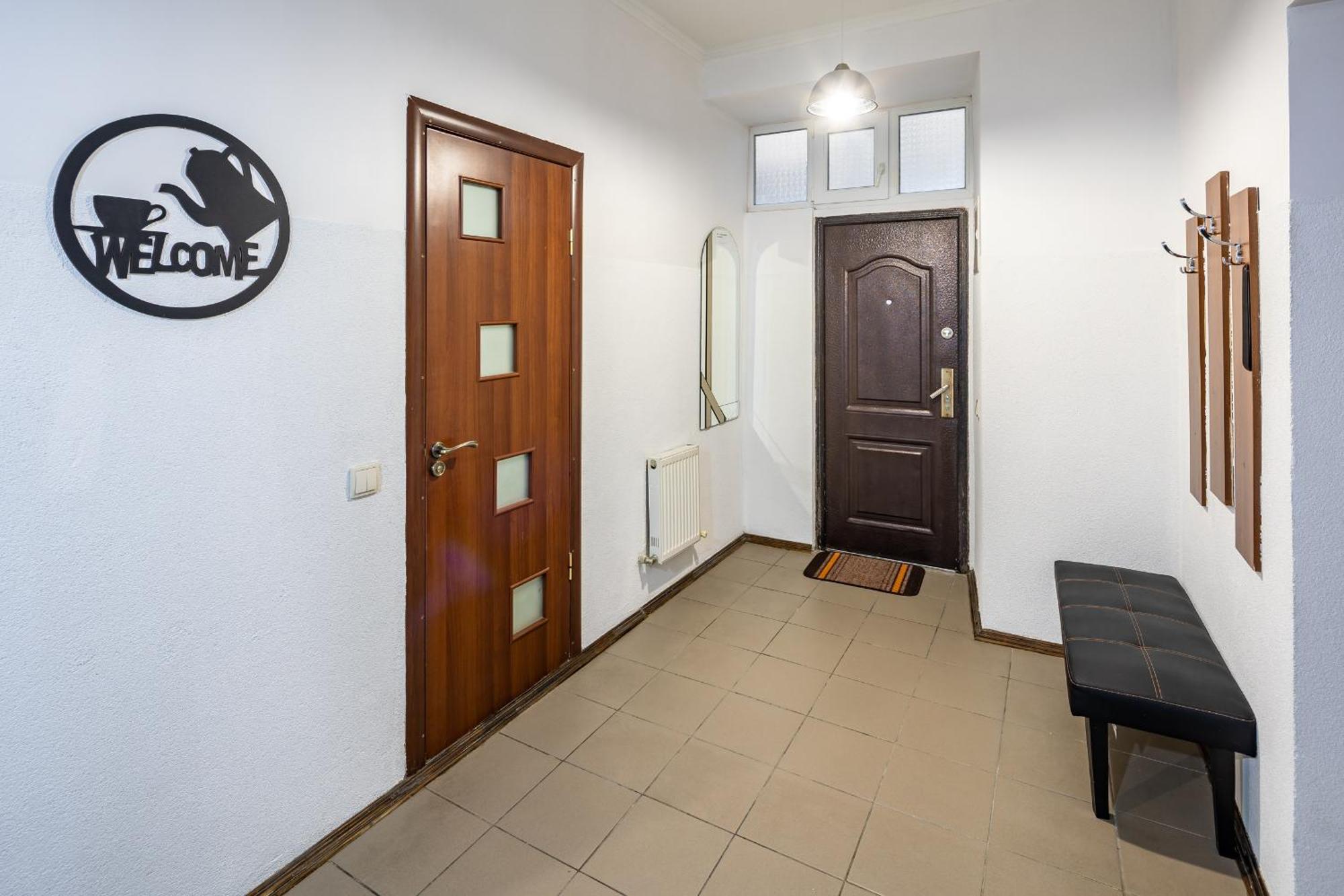 Complex Of Central Apartments إلفيف المظهر الخارجي الصورة