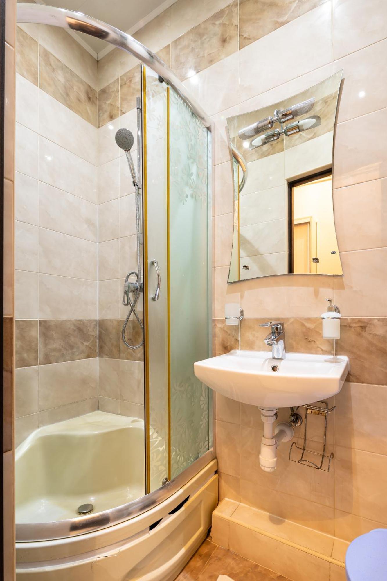 Complex Of Central Apartments إلفيف المظهر الخارجي الصورة